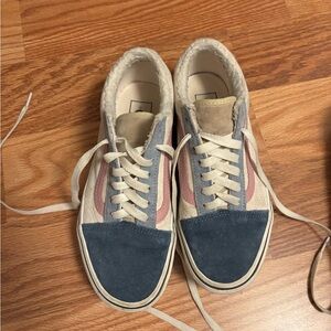 Blue & Pink platform vans